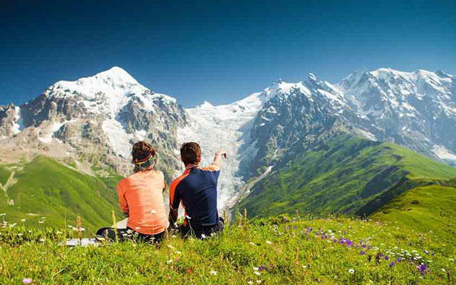 Как поднять настроение себе быстро: отдых в горах