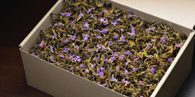 Травяной цветочный чай