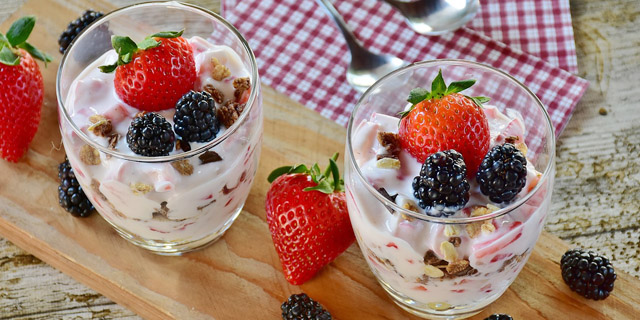 Йогурт: десерты при правильном питании